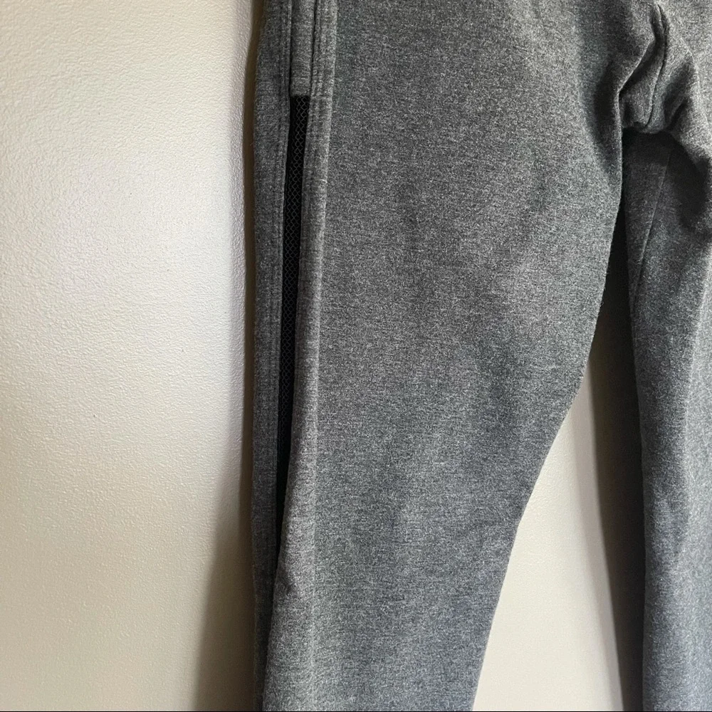 High Waisted Heather Gray Leggings with‎ Mesh Side Stripe Detail Slim Fit Active